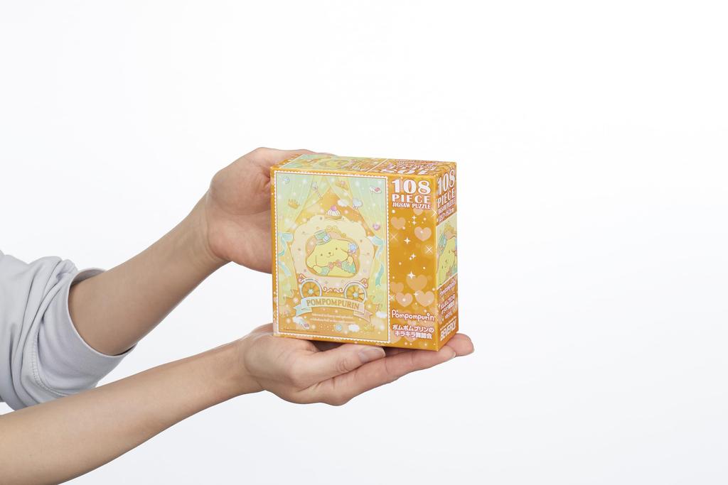 [Made in Japan] Beverly 108-Piece Jigsaw Puzzle: Pompompurin's Sparkling Ball (18.2 x 25.7 cm) 108-215