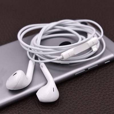 Apple Design Earpod Earphones with Microphone and Volume Control Apple Design Earpod Earphones with Microphone and Volume Control