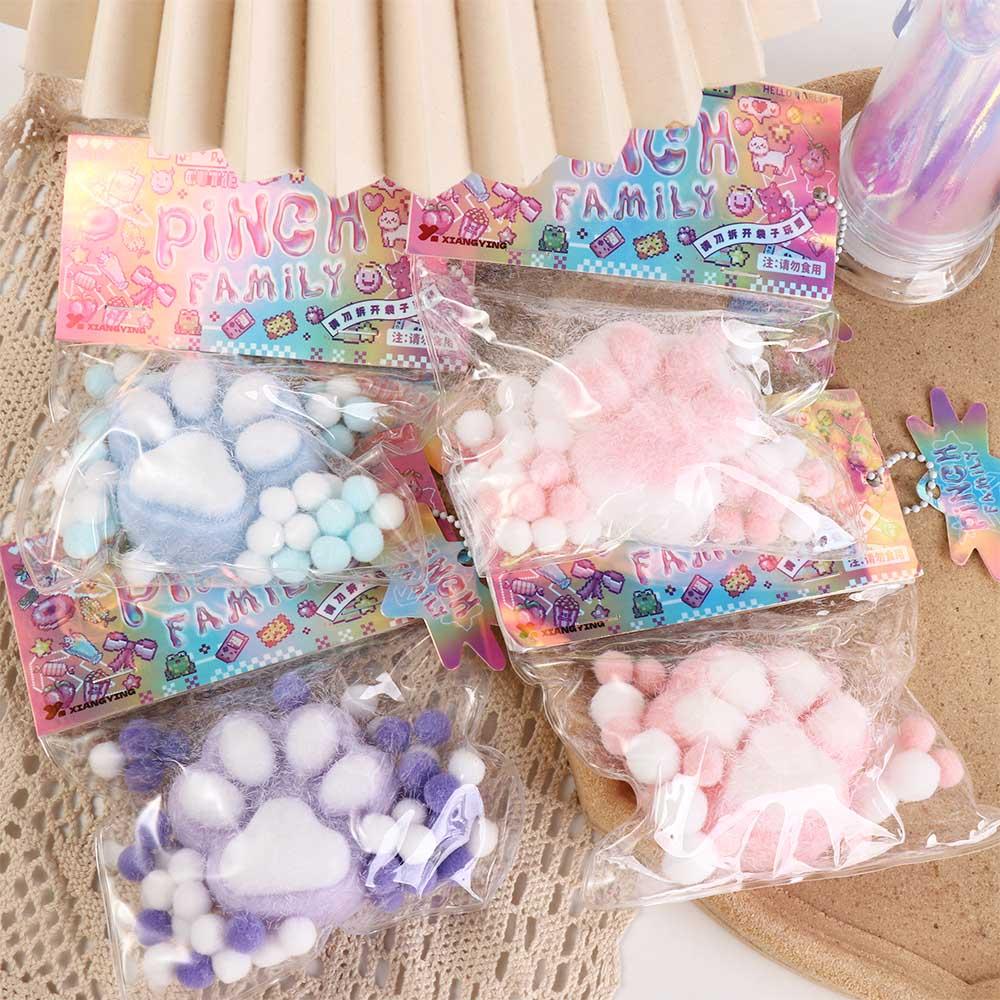 

PU Squeeze Waffles Toy Mini Waffles Slow Rebound Toy Lovely Cat Paw Slow Rebound Toy Children Toys radish 1pc