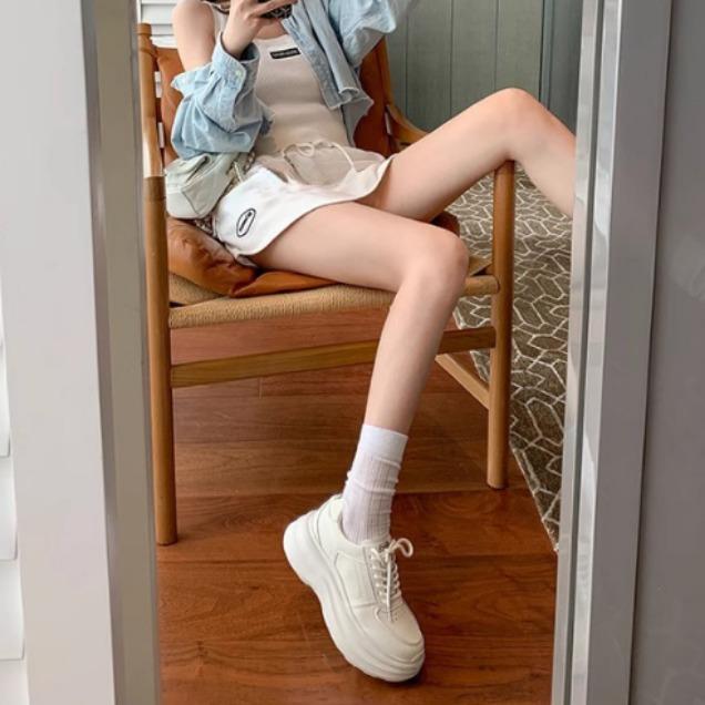 Yuanlitong autumn new platform white shoes women wear high-end sports shoes 2025 school season versatile women's shoes