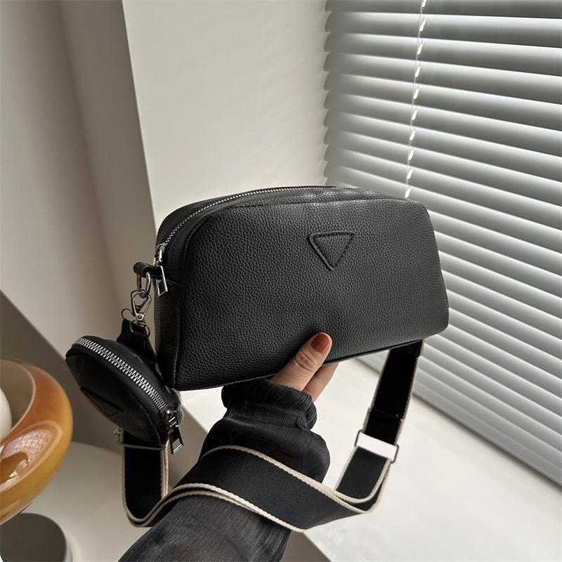 2024 Spring Fashion Crossbody Bag: Simple Design, PU Material, Trendy Women's Shoulder Bag