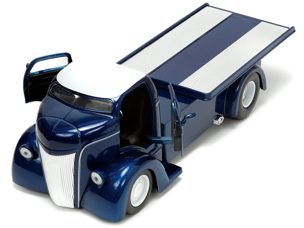 JADATOYS JUST TRUCKS WHEELS 1947 FORD COE PLOŠINOVÝ MINIautíčko 124 s nosičem a
