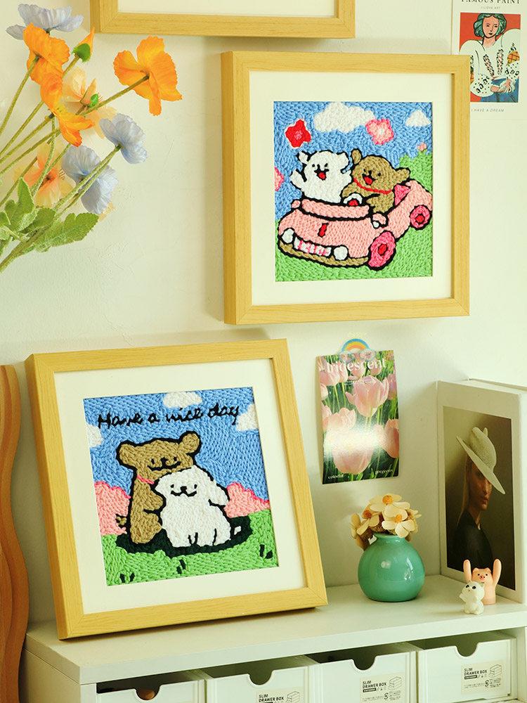 Cute Couple Dog Punch Needle Embroidery Kit – DIY Yarn Painting with Photo Frame, Perfect Handmade Anniversary Gift
