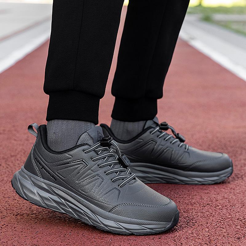 Genuine autumn and winter mother shoes leather shoes elderly shoes men's father shoes waterproof and non-slip middle-aged and elderly walking shoes