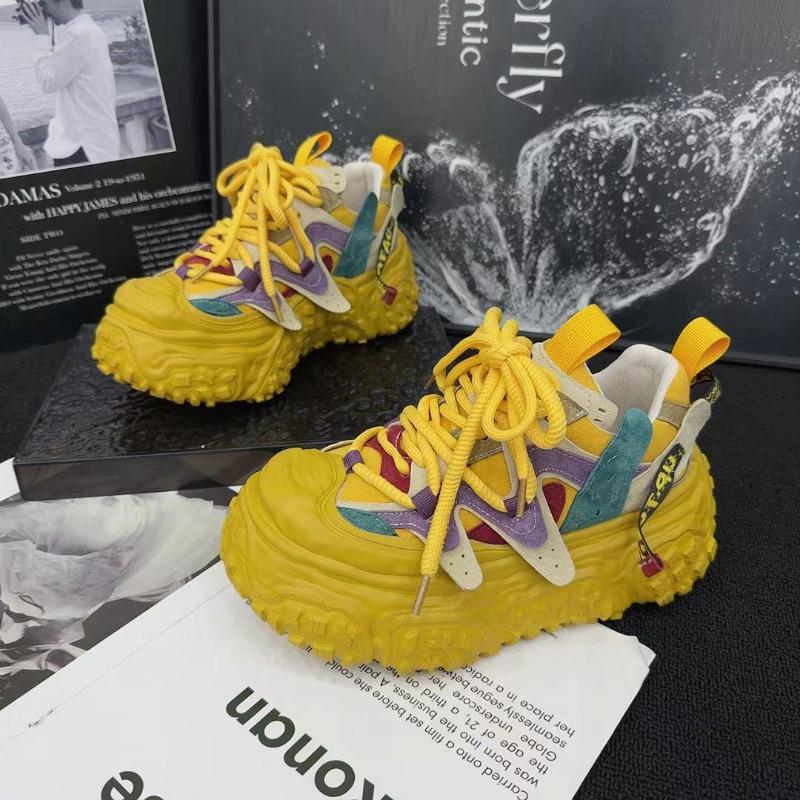 Frühling Neue Papa-Schuhe für Damen Höhensteigerung Kleine Statur Dicke Sohle Sport Freizeitschuhe
