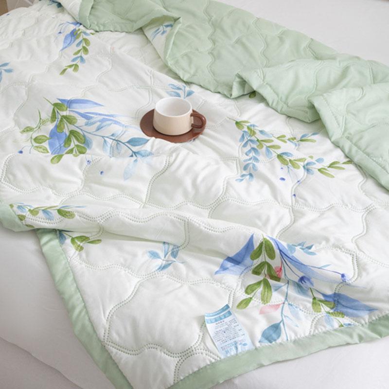 Cartoon Flower Printed Quilted Summer Quilt Lightweight Breathable Air Condition Quilts for Bed Soft Comfort Bedding for Adults