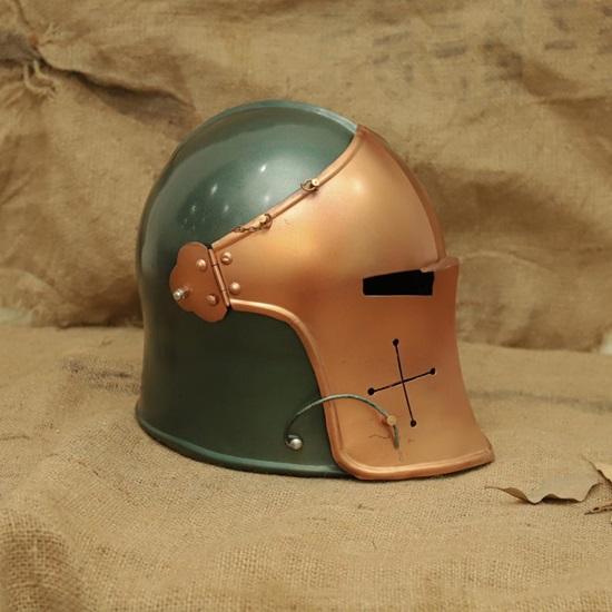Średniowieczny hełm krzyżowca Miedź Zielona zbroja rycerska Ręcznie robiony Cosplay