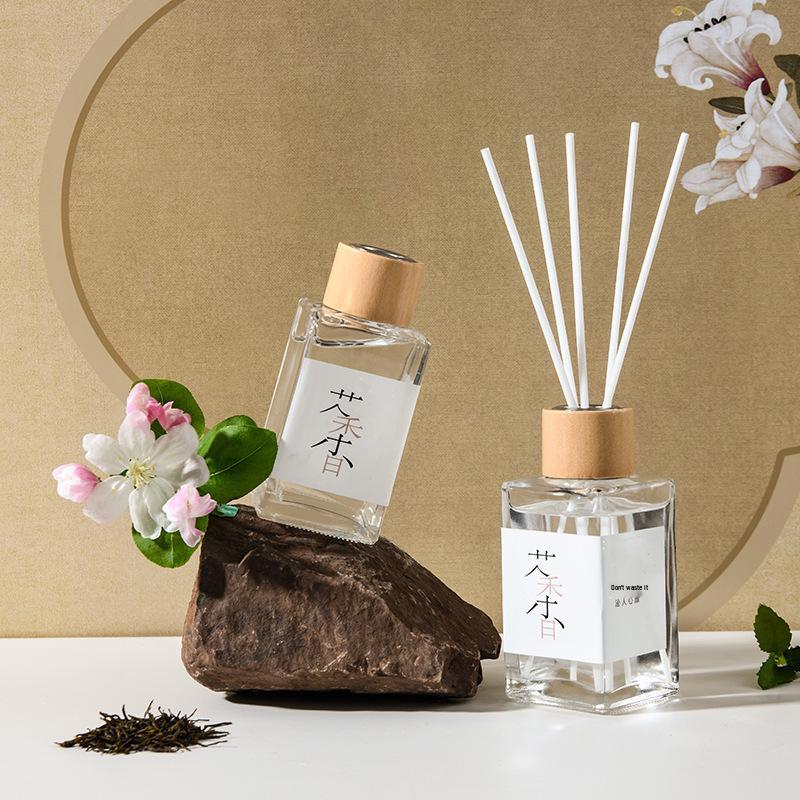 High-End Fireless Aromatherapy Diffuser: Long-Lasting Scent for Bedroom and Car