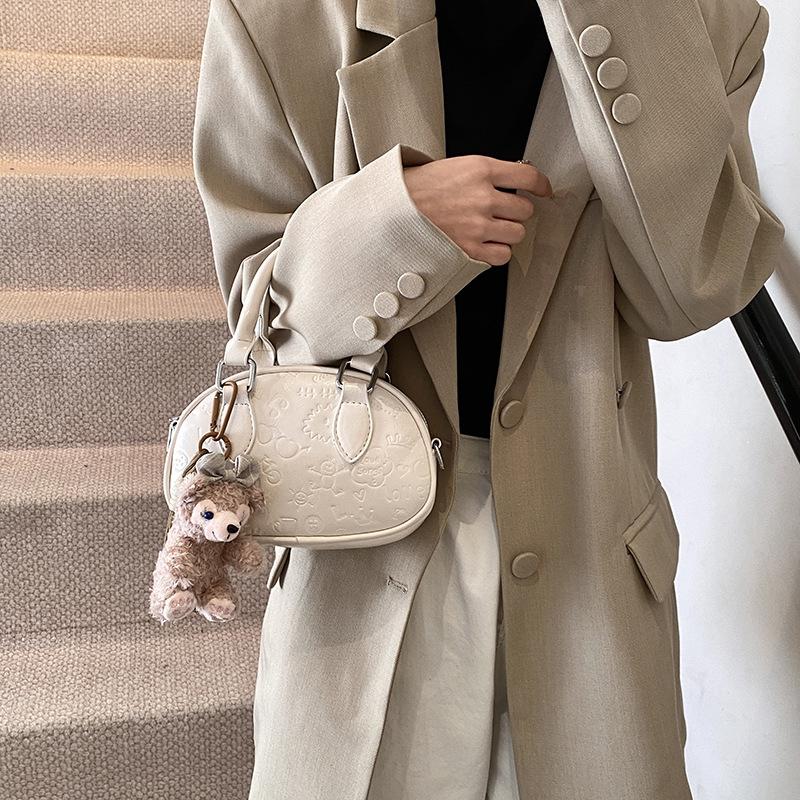 

2025 New Fashion Trend Bags Versatile Premium Shoulder Handbags Niche 20*6*13