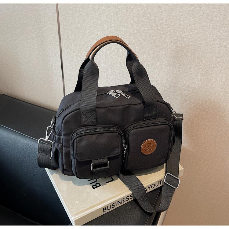 New Fashionable Multi-pocket Women's Bag Anti-splashing Nylon Bag Large Capacity Portable Women's Shoulder Messenger Bag