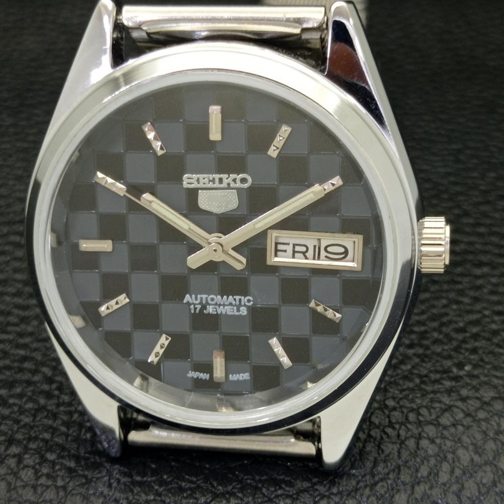 REFURBISHED AUTOMATIC SEIKO 5 MENS WATCH JAPAN MADE BLACK DIAL CUSTOM a440071-2 QV90-a440071
