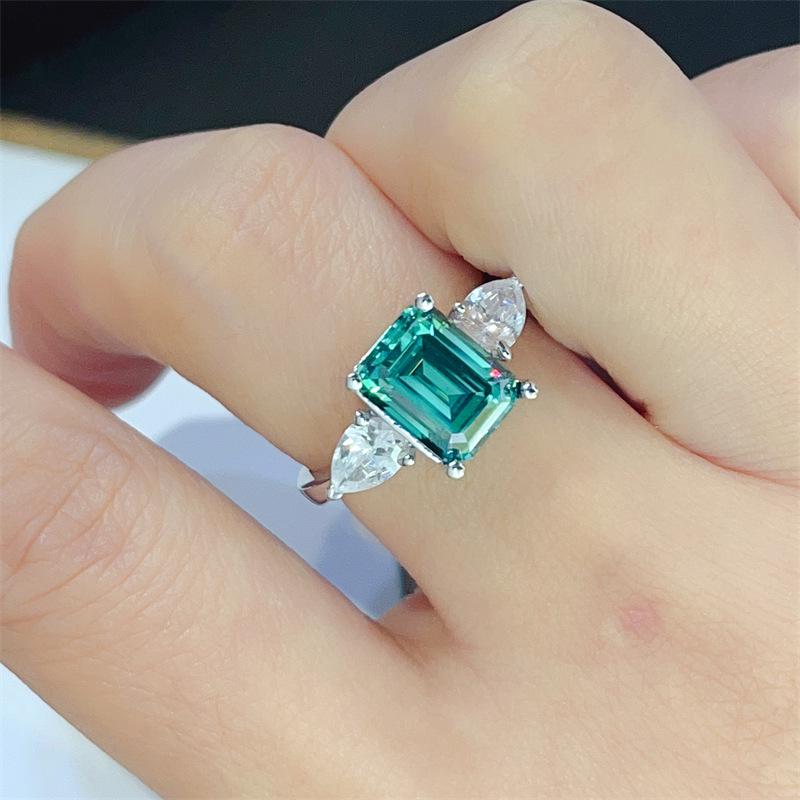 Emerald Cut Green Moissanite Women s Three Stone Ring Size 10