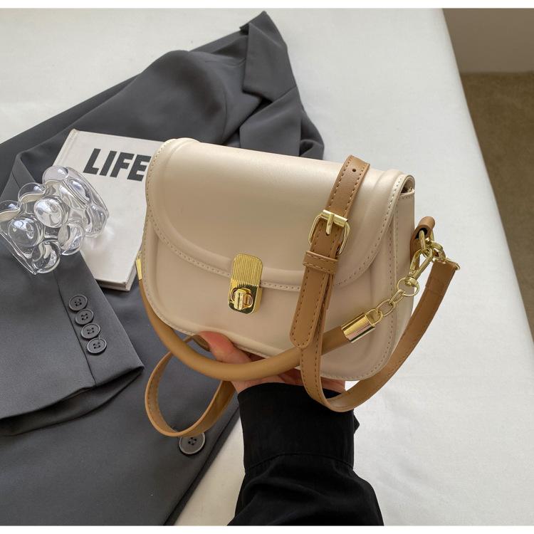 

Маленькая сумка Модная сумка через плечо Женская сумка на одно плечо Маленькая квадратная сумка подмышкой бежевый