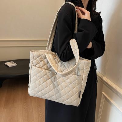 Damentaschen – Geräumige Taschen