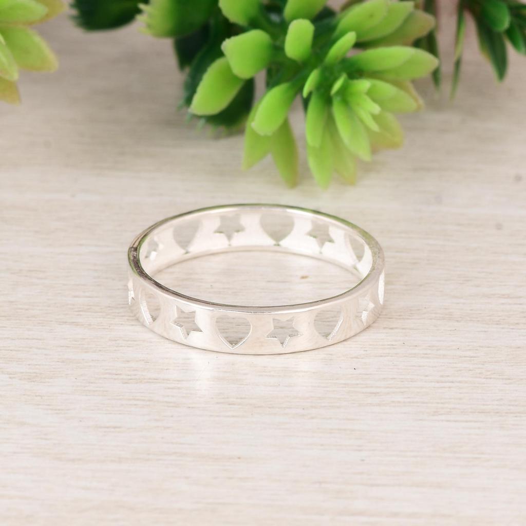 Heart Star Ring, Cutout Heart Star Band Ring, Minimalist Silver Band, Celestial Heart Ring, Dainty Everyday Ring, Gift for Her