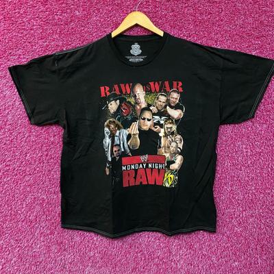 WWE Monday Night Raw Affiche Raw est la Guerre T-shirt