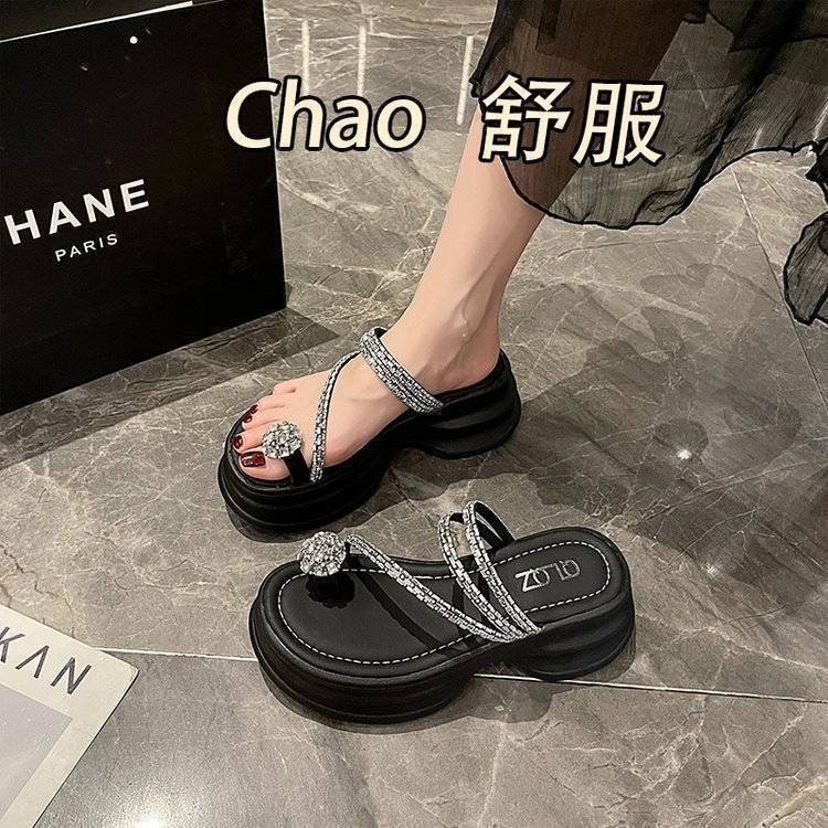Fashion versatile height-increasing muffin fairy style sandals female 2025 summer new wear rhinestone sleeves toe slippers