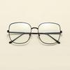 The Glasses Frame Is A Retro Square Cat'S Eye Large Frame Flat Mirror Fashionable Men'S And Women'S Decorative Plain Glasses Frame.