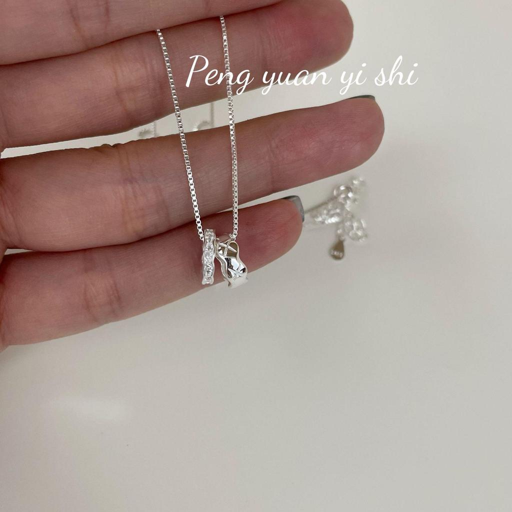 S925 Sterling Silver Rhombus & Circle Necklace for Girls - Elegant Light Luxury Versatile Clavicle Chain.
