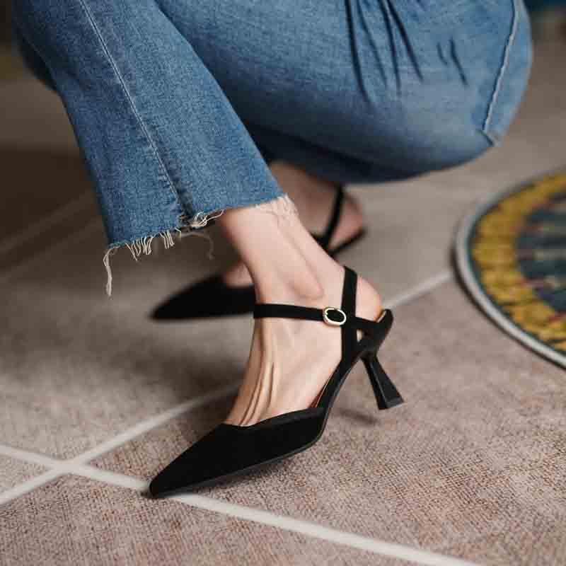 Mode 2025 Frühling Sommer Sandalen mit geschlossener Zehe Damen Französische spitze Zehe Slingback Damen Schuhe Wildlederleder Hohe Absätze Grün Einzelne Schuhe