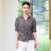 Design inspired waist slimming short-sleeved shirt for women in the summer of 2026, exuding a sense of luxury and temperament. Commuting collar top
