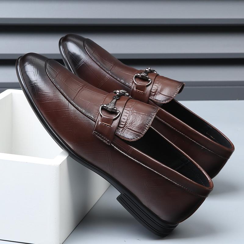 High Quality Men's Genuine Leather Korean Pointed Formal Leather Shoes Fashionable New Men's Comfortable and Non Slip Loafers
