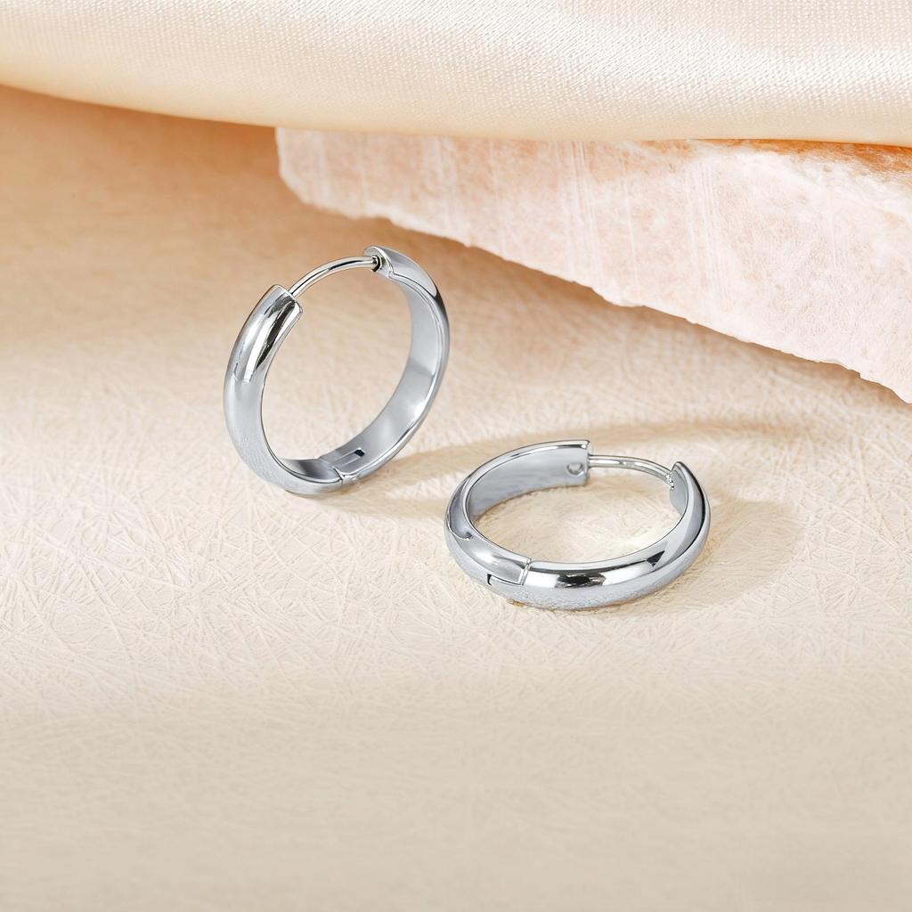 Orecchini semplici in acciaio al titanio in stile coreano: Gioielli Trendy, Unici e alla Moda.