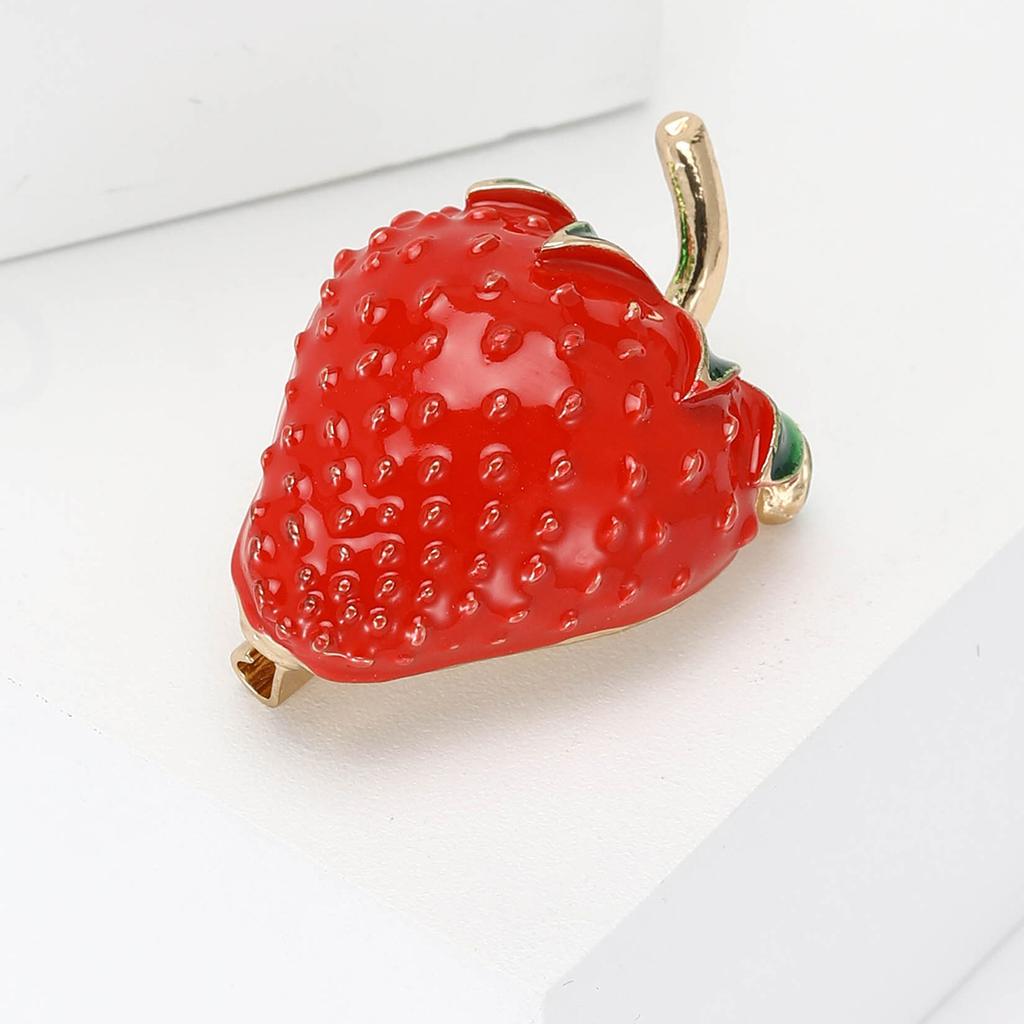Fresh Cartoon Alloy Enamel Strawberry Brooch Simple Fashion Women'S Suit Coat Corsage Jewelry Pin
