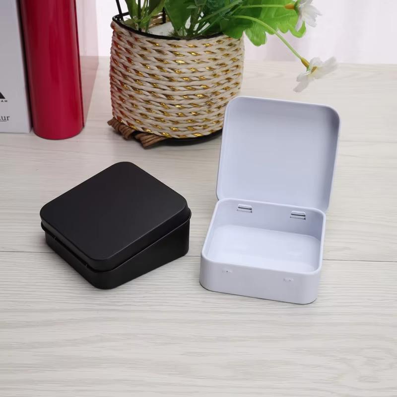 Mini Scatola Quadrata Piccola in Latta Scatola di Stoccaggio con Cerniera Flip Scatola di Latta Piccola Custodia per Kit Piccolo Gioielli Monete Caramelle Organizer per Condom Portatile