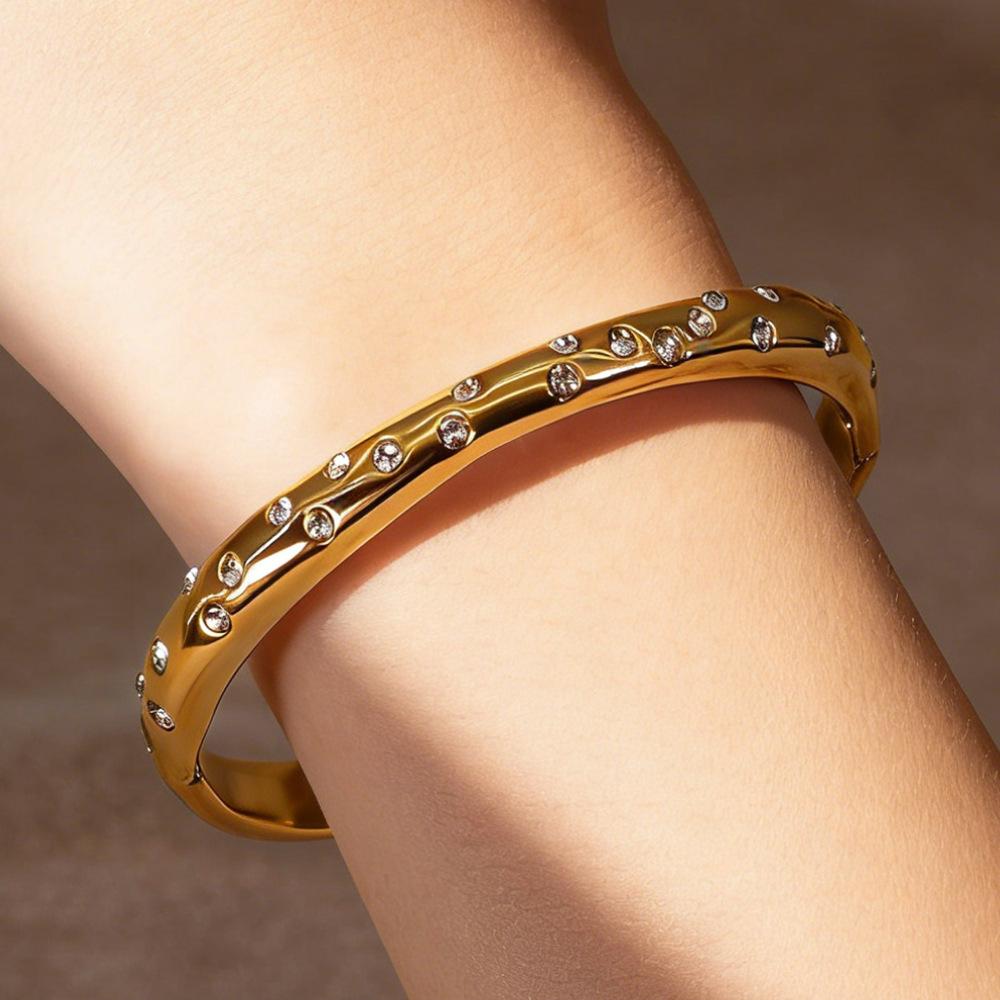 Nyt Temperament Niche Armbånd Stjerne Zirkon Hånd Smykke Stjerne og Måne Elegant Dame Armbånd