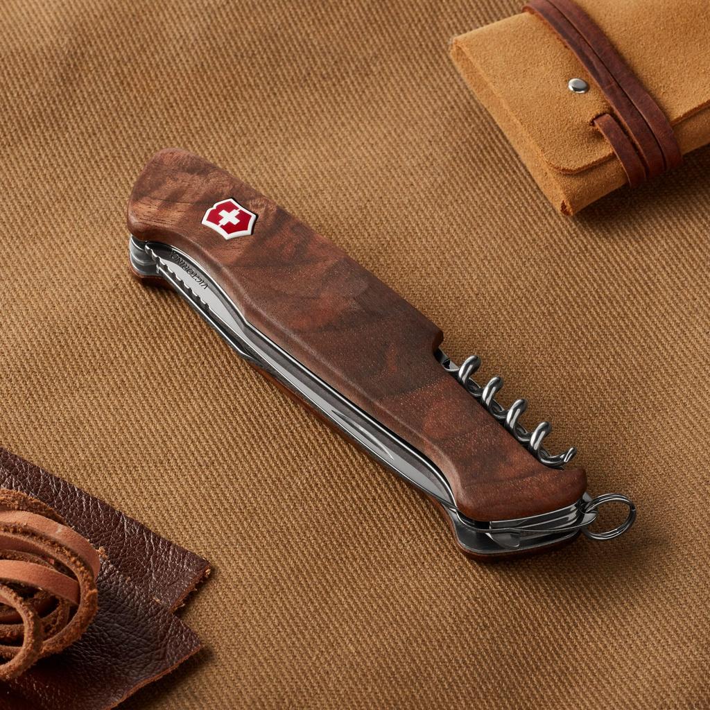 Victorinox Ranger Wood 55 Multifunkční nůž Outdoor Velká čepel s pojistkou Otvírák na láhve Švýcarský multifunkční nástroj s 10 funkcemi Kompaktní Snadno