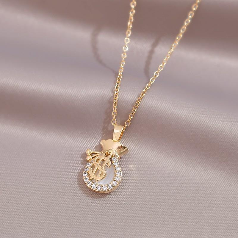 1 Pcs Copper Pendant Money Pouch Titanium Steel Necklace Model 2024 Women Niche Trend Light Luxury Collarbone Chain