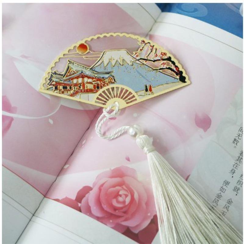 1Pc Golden Retro Art Metal Plant Vein Bookmark with Tassel Reading Book Accessories Index Tab Fringe Gift for Teachers Students