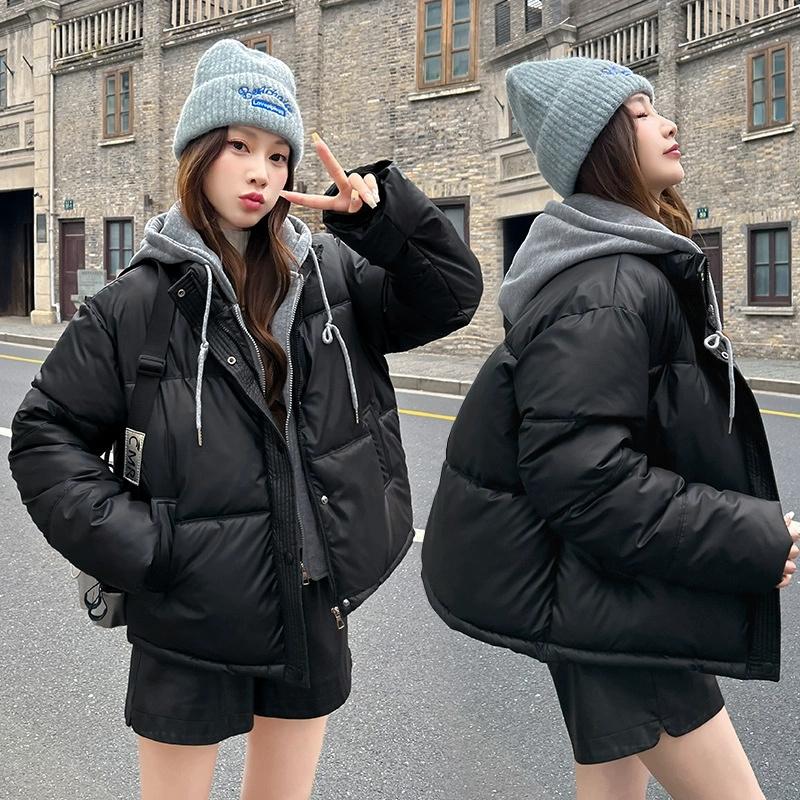 Neue Damen Fake Zweiteiler Baumwolljacke Winter Parkas Nicht waschen PU Daunen Baumwolljacke Kurz Dick Kapuzenmantel Damen Oberbekleidung