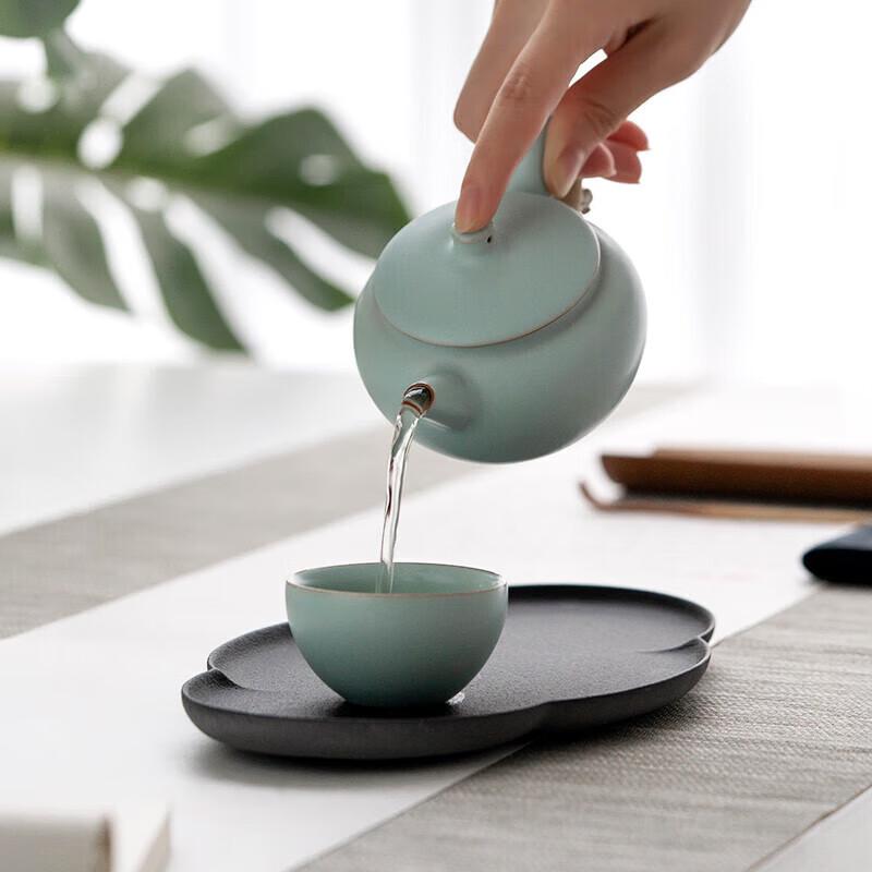 Wan Qiantang Ceramic Kung Fu Tea Set