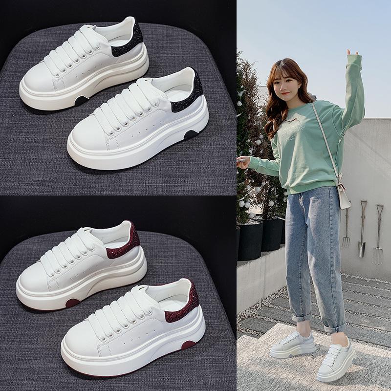Love Korean Version Platform White Shoes Women's 2025 Spring New Casual Fashion Versatile Low-top Board Shoes Women's Trendy Shoes