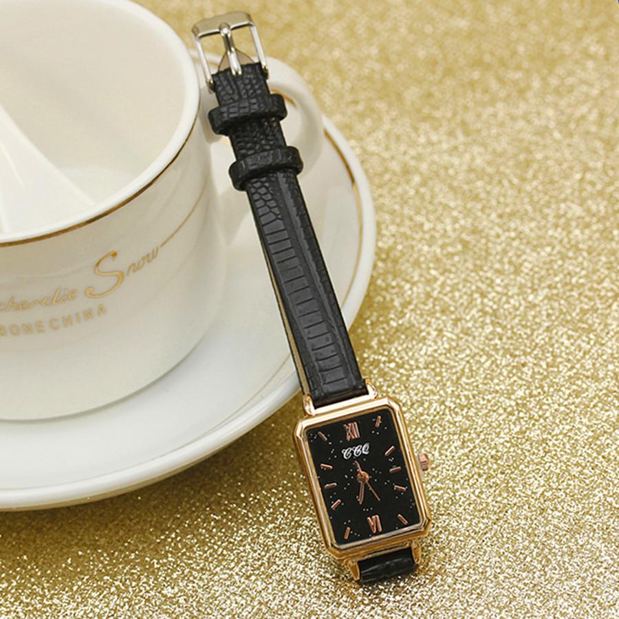 New Women Dress Watches Square Ladies Quartz Bracelet Watch Simple Rose Gold Alligator Leather Strap Female Watches Girl's Gift