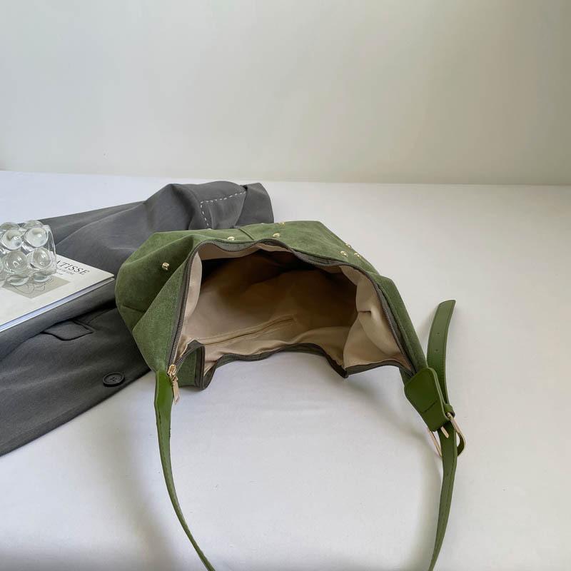 Tote Bag: Simple and Fashionable, Large-capacity Single-shoulder Hand-carry Underarm Bag for Commuting