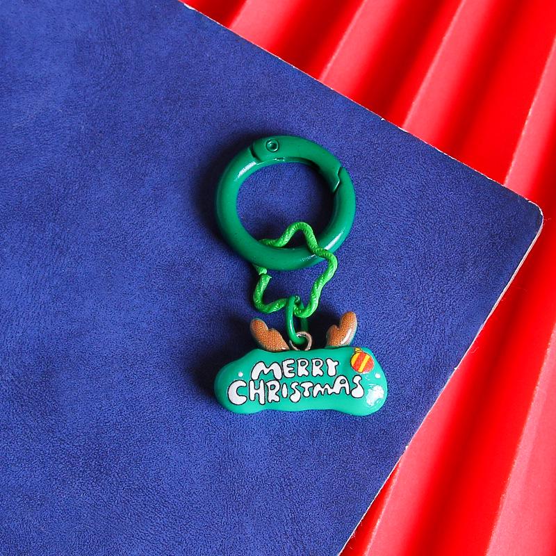 Cartoon Christmas Keychain: Cute Tree, Santa, and Snowman Accessories for Kids' Schoolbag Decoration