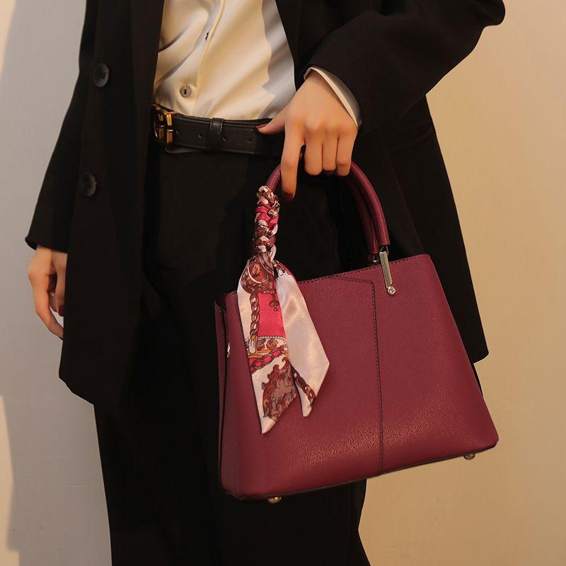 Kožená taška Střední věk Mother Bag Červená nevěsta Svatební taška Kabelka Módní Big Bag