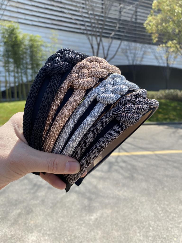 Gold Wire Rope Twist Identification Headband for Women Simple Wide-Brimmed Headband High-End Knotted Headband Hair Accessory