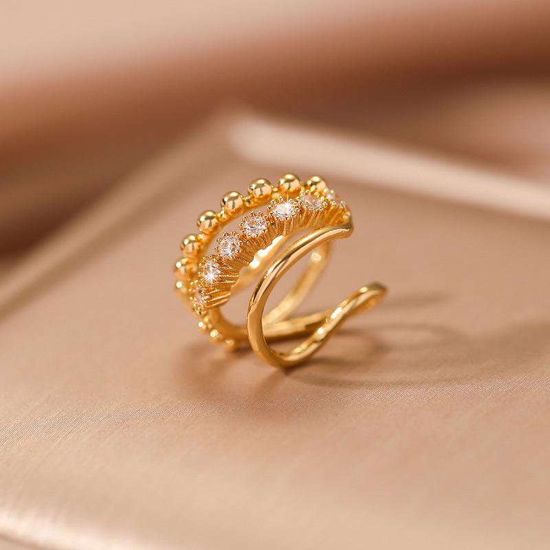 Chic No-Piercing Ear Cuff for Women: Elegant & Luxurious Jewelry