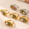 Gioiello Artistico Fiore di Rosa Anello in Acciaio Inossidabile Smaltato con Accenti di Perle Fascia Regolabile Anello Aperto Gioielli Floreali