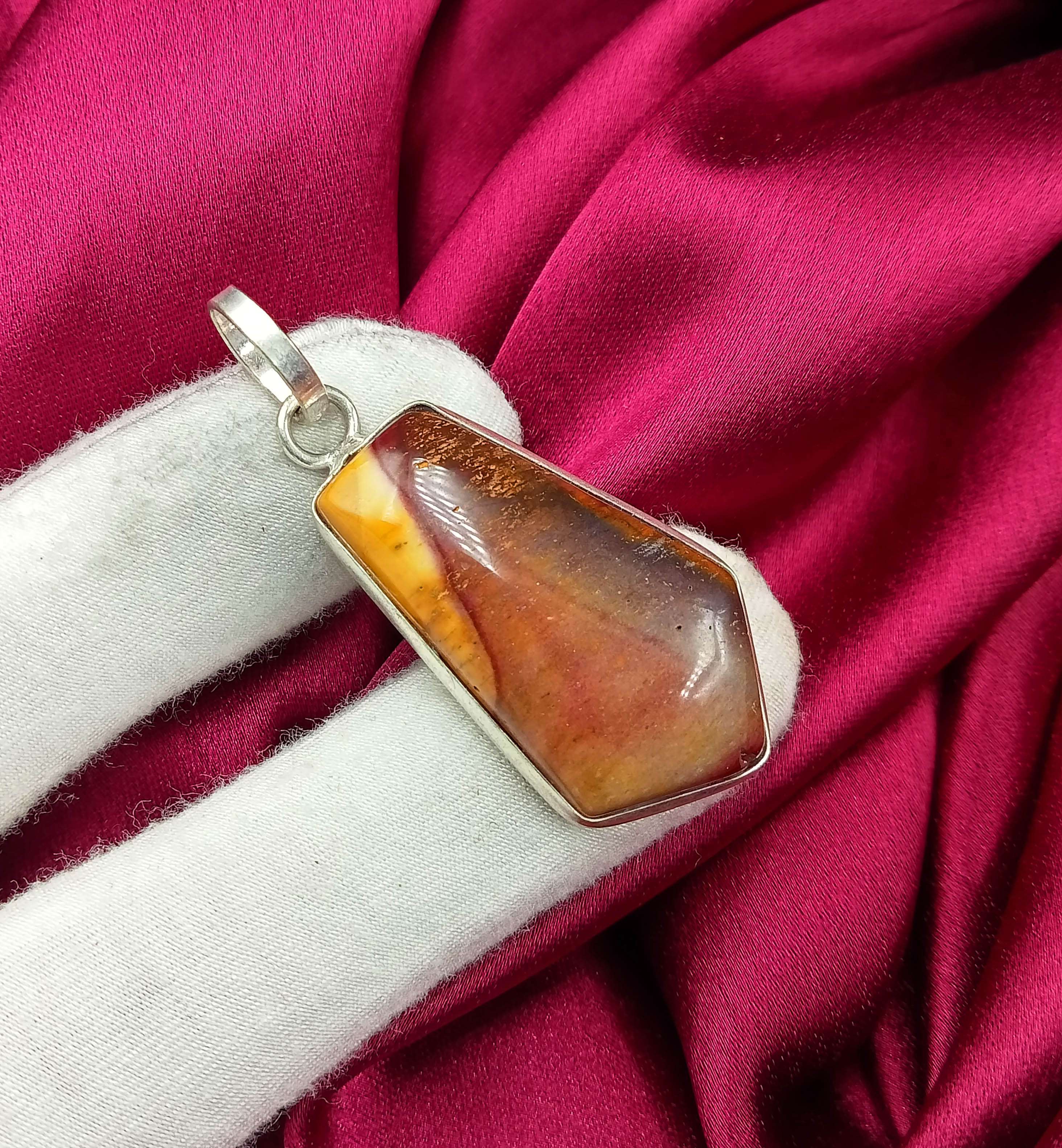 

Mookaite Jasper Gemstone 925 Sterling Silver Plated Bezel Pendant DEP-303