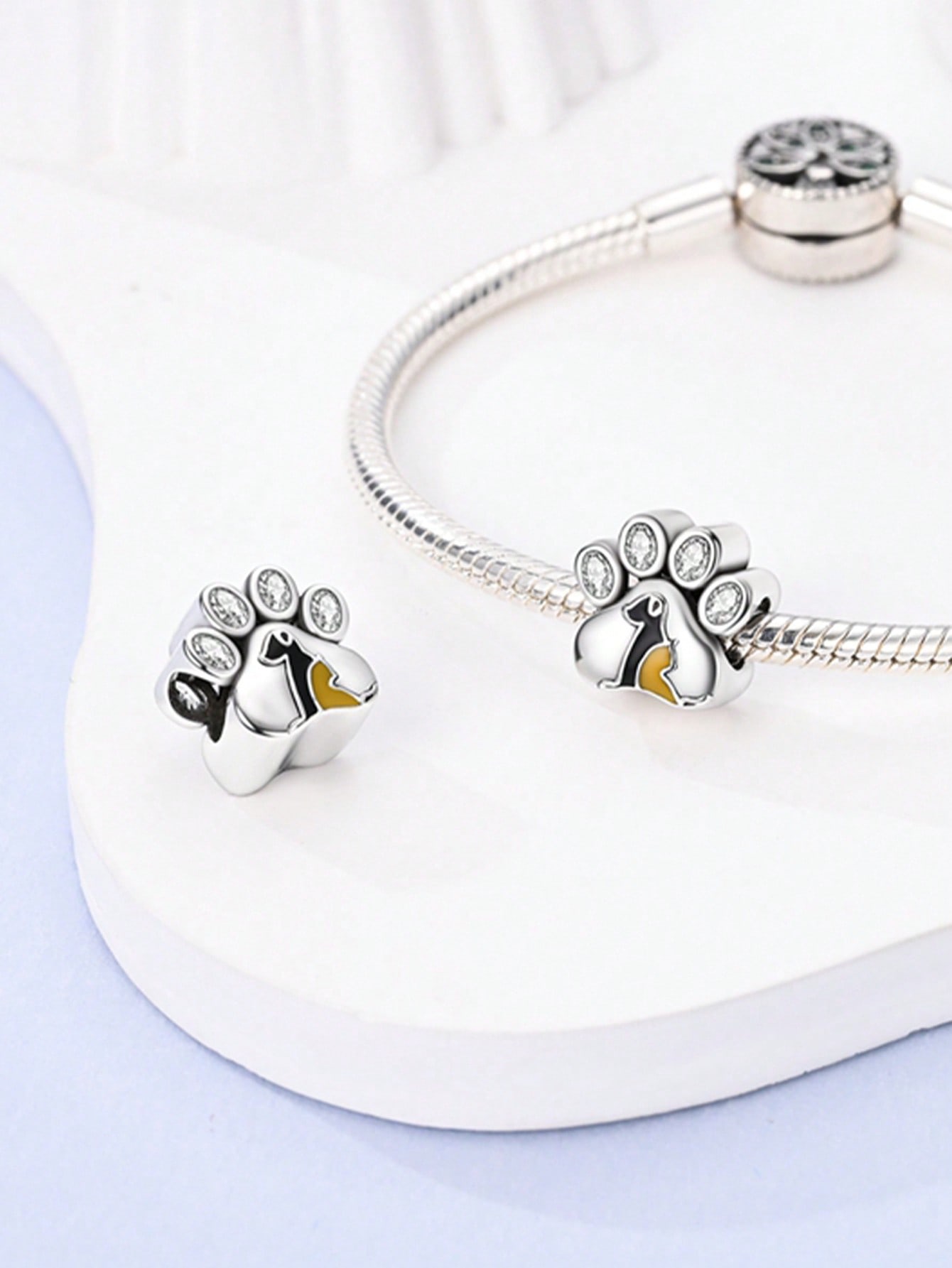 

Copper Metal Plated Authentic Original Charm Bead Components Cute Cat Paw Pet Bead Components Compatible With Bracelet High Quality Fine Jewelry