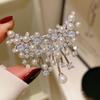 High-quality Highly Polished Brass-plated Real Gold White Gold Zirconia Inlaid French-style Vintage Star-shaped Brooch Pins Made