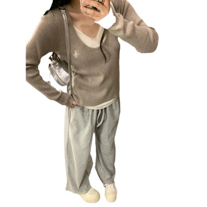 Two-Tone Layered Casual Knit Sweater - Versatile & Stylish Pullover