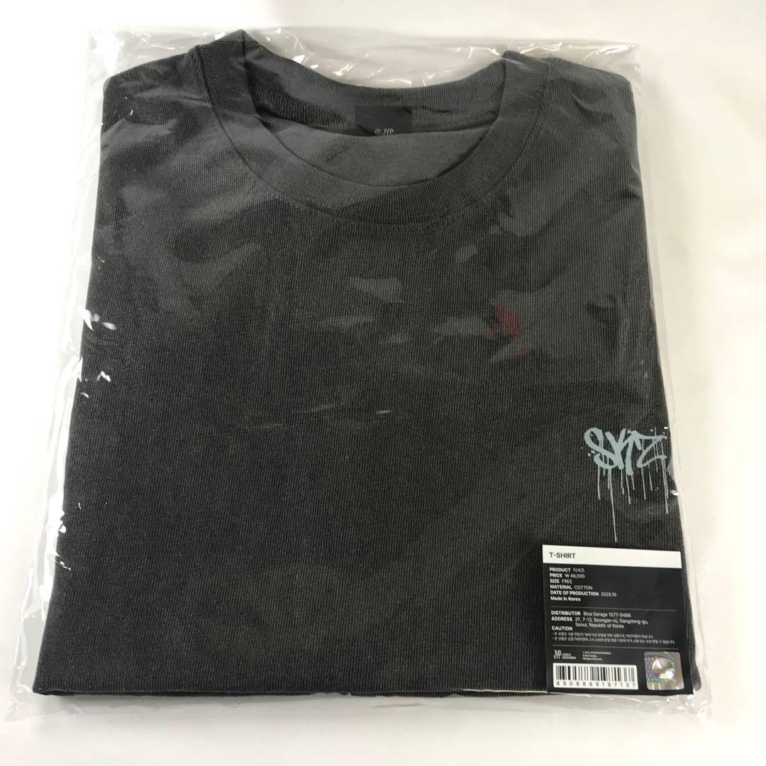 

[USED] straykids Celebrate Seoul Concert T-shirt
