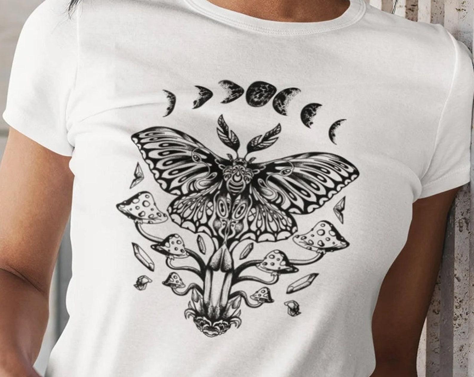 T-Shirt women moth alternative butterfly print nature woman tshirt nature psychedelic graphic XL
