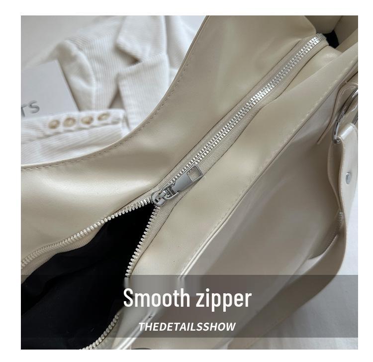 2026 Women's Large Capacity Crossbody Motorcycle Shoulder Bag - Korean Style Niche Handheld Tote.